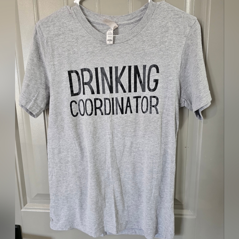 Womans Small Gray Funny Quote Short Sleeve Short